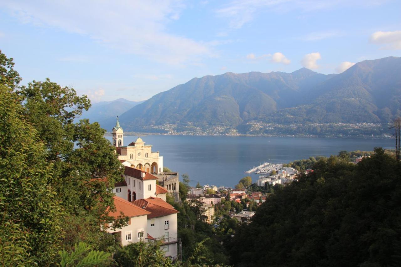 Hotel Millennium Locarno Bagian luar foto
